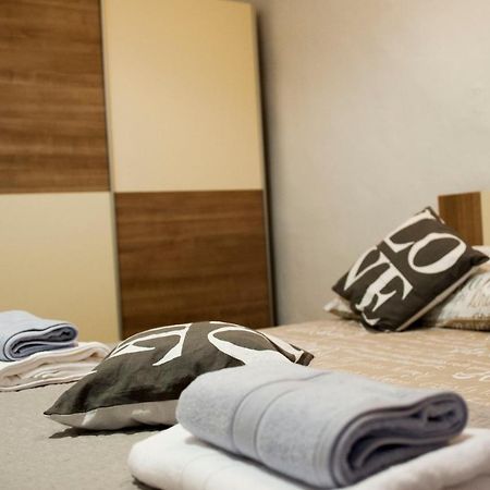 Apartman Flower Šibenik Exteriör bild